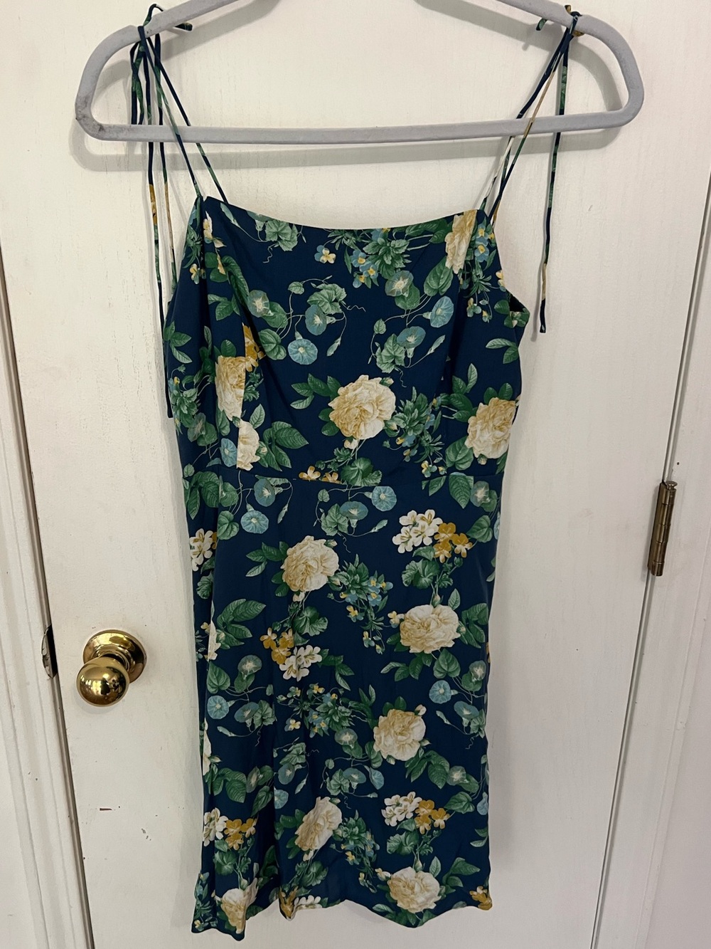 Old Navy Navy Floral Slip Mini Dress with Yellow Roses on Navy, Medium, EEUC